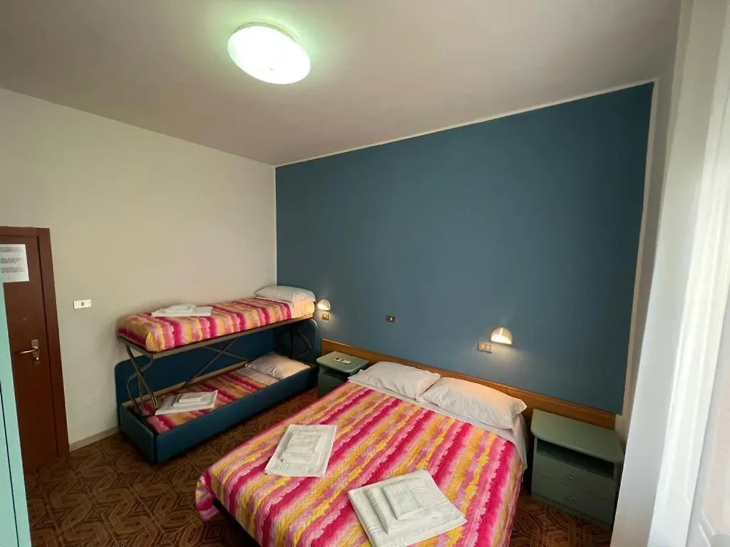 רימיני Hotel Villa Cristina 0*,  איטליה
